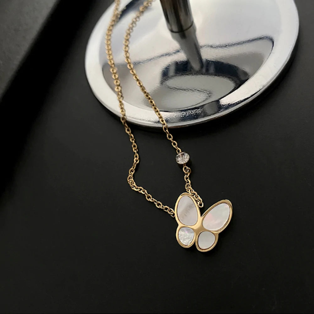 womens necklace with butterfly pedant