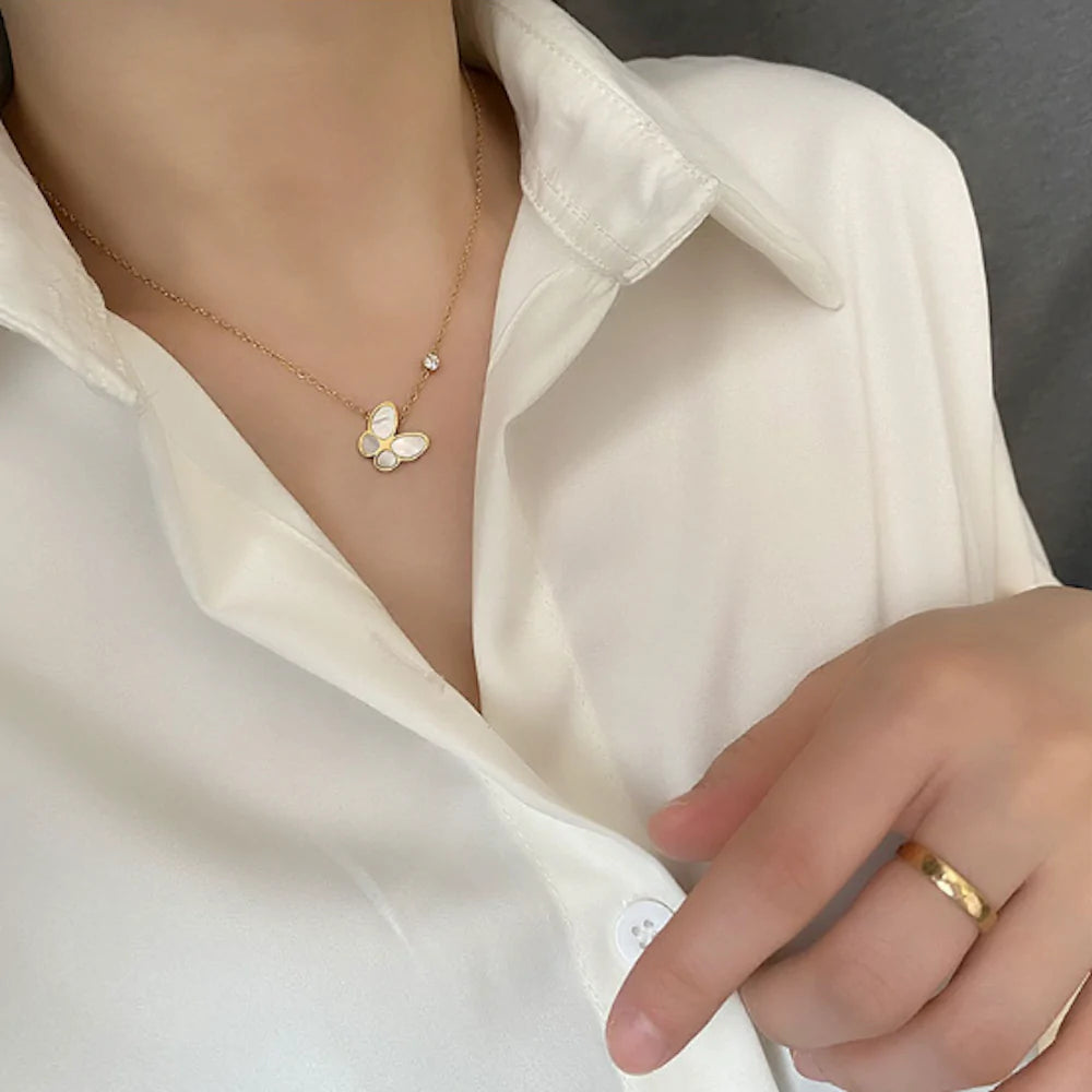 womens necklace with butterfly pedant